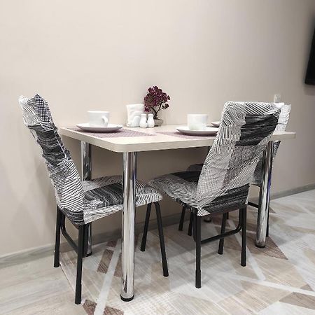 Уютная Квартира-Студия Жк Lotus Terrace Leilighet Almaty Eksteriør bilde