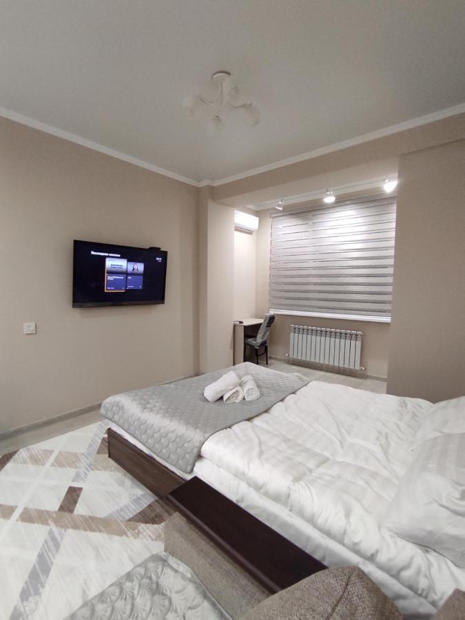 Уютная Квартира-Студия Жк Lotus Terrace Leilighet Almaty Eksteriør bilde