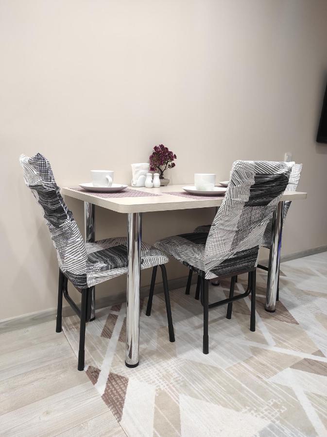 Уютная Квартира-Студия Жк Lotus Terrace Leilighet Almaty Eksteriør bilde